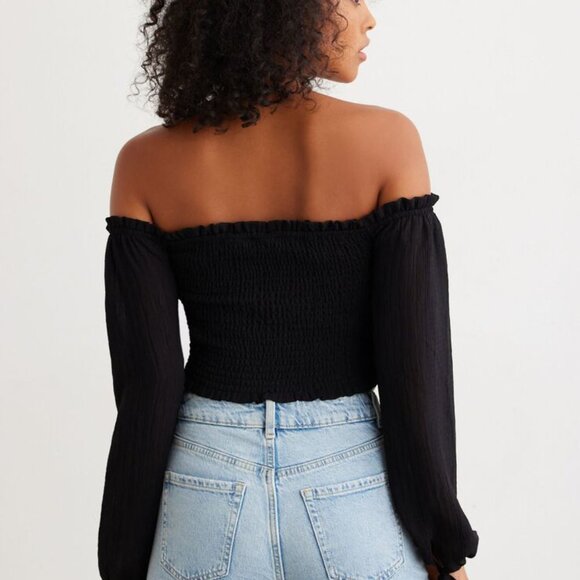 Dynamite Off-Shoulder Blouse - Picture 2 of 8